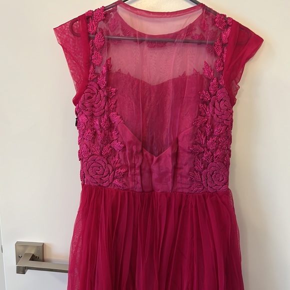 Fuchsia Maxi Embroidered Dress - Picture 4 of 10